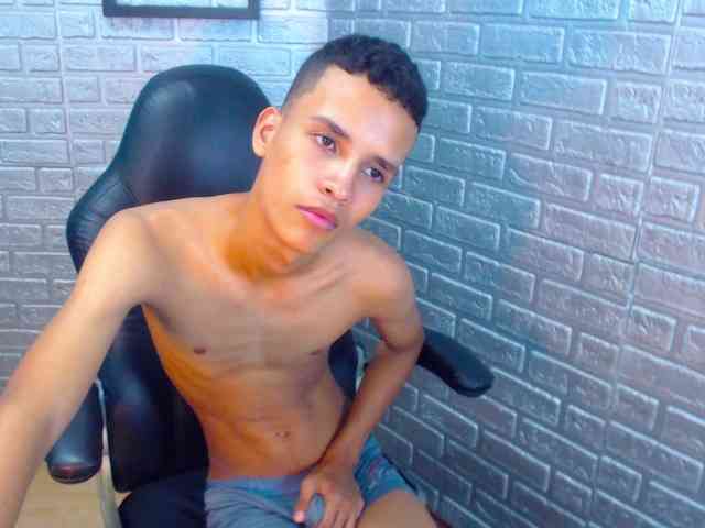 DanteMoreau DanteMoreau