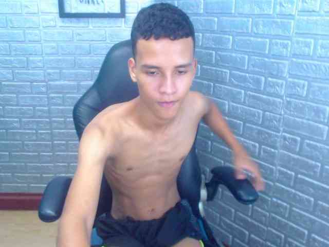 DanteMoreau DanteMoreau