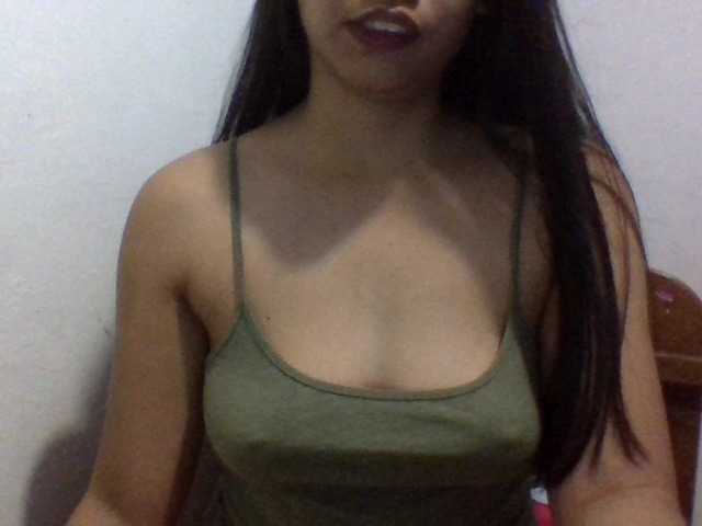 Creamichoco webcam bongacams model stream image