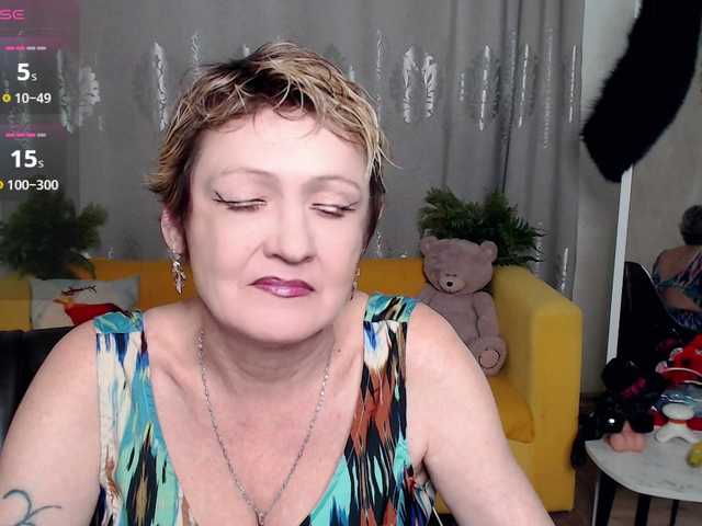 your-fox-69's BongaCams show and profile