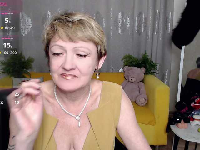 your-fox-69's BongaCams show and profile