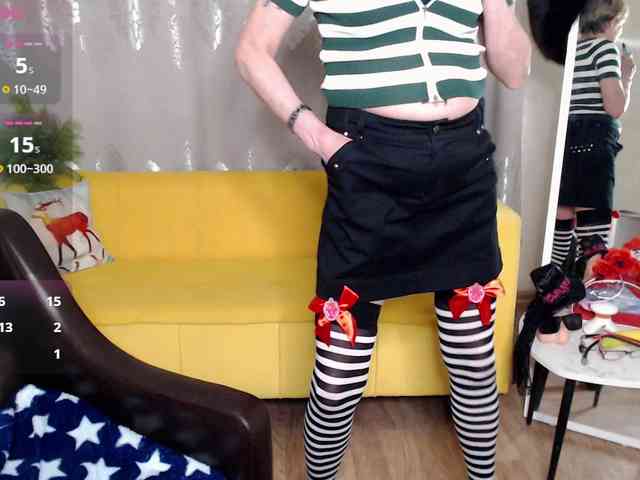 your-fox-69 Live Webcam on BongaCams