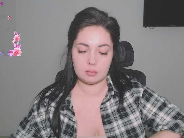 LackyCharm's BongaCams show and profile