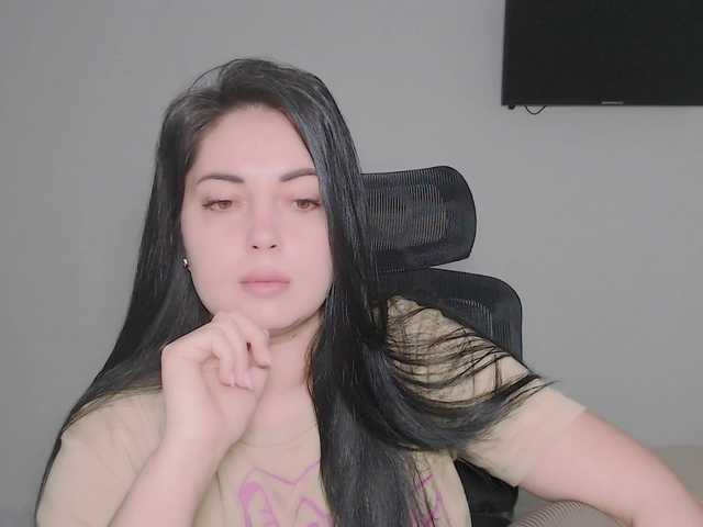 LackyCharm — Hi  Come on over for a chat and a rest.I'm happy to have every guest 