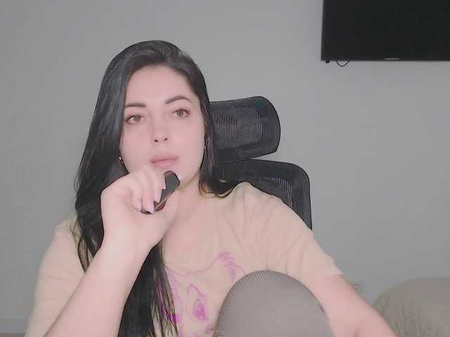 LackyCharm's BongaCams show and profile