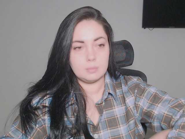 LackyCharm's BongaCams show and profile