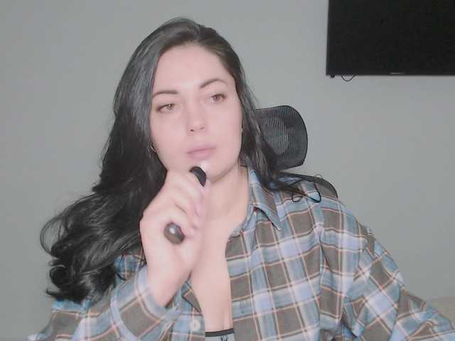 LackyCharm's BongaCams show and profile