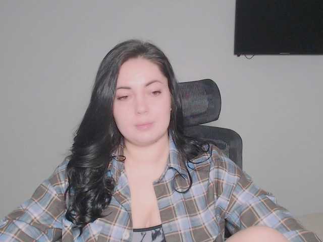 LackyCharm's BongaCams show and profile