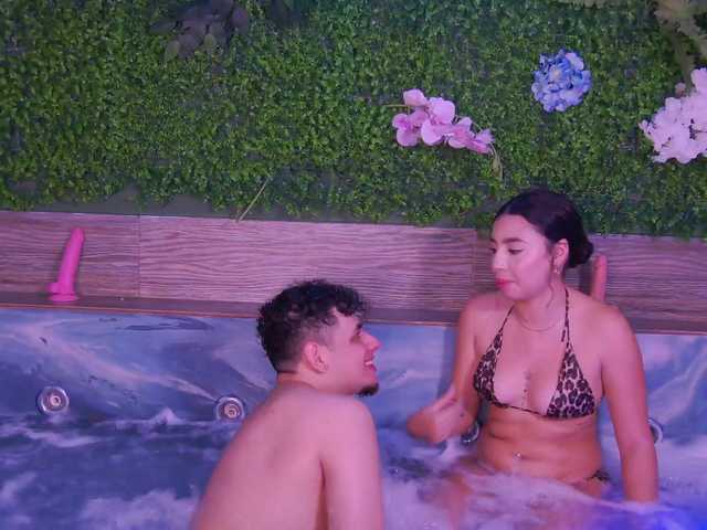 Kamie-SebasDolce's BongaCams show and profile