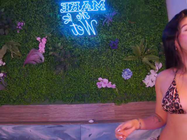 Kamie-SebasDolce's BongaCams show and profile