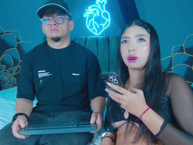 Kamie-SebasDolce's BongaCams show and profile