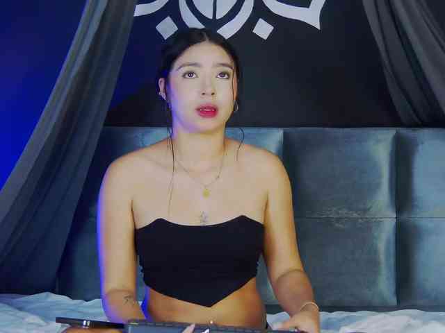 Kamie-SebasDolce Live Webcam on BongaCams