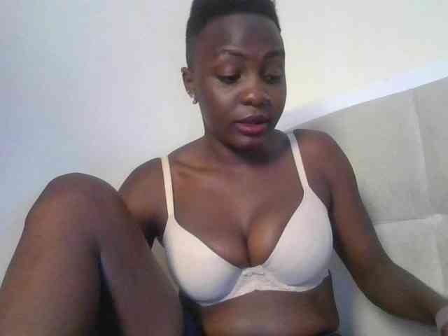 Queenbee25 Queenbee25