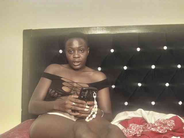 Queenbee25 Queenbee25