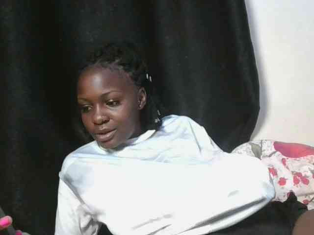 Queenbee25 Queenbee25