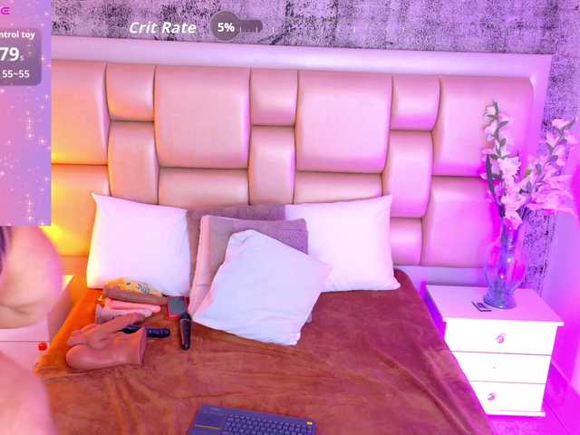 SelennaCooper's BongaCams show and profile