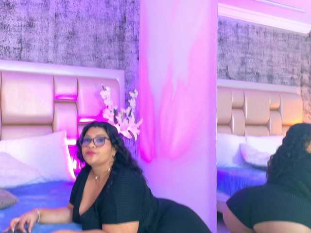 SelennaCooper's BongaCams show and profile