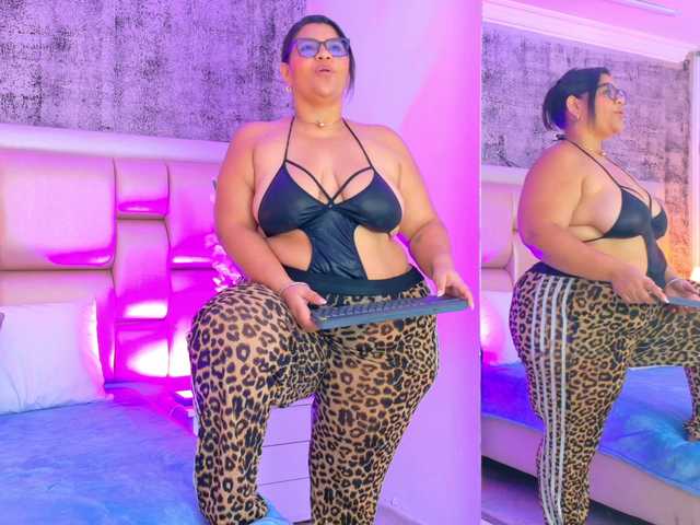 SelennaCooper's BongaCams show and profile