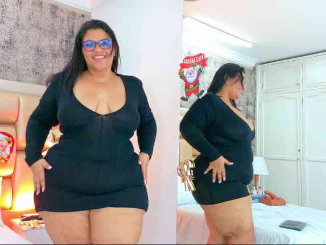 SelennaCooper SelennaCooper