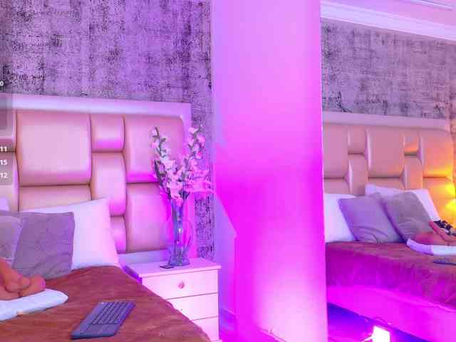 SelennaCooper webcam