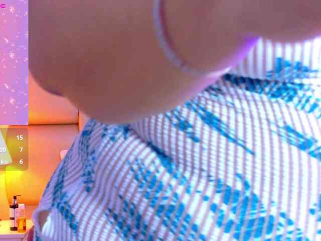 SelennaCooper Live Webcam on BongaCams