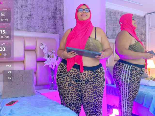 SelennaCooper webcam