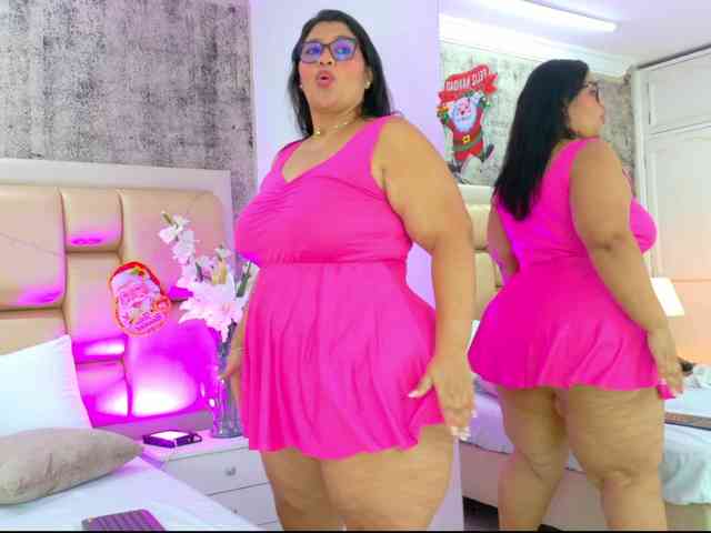 SelennaCooper webcam