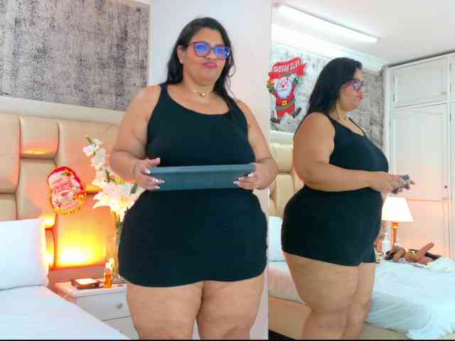 SelennaCooper SelennaCooper