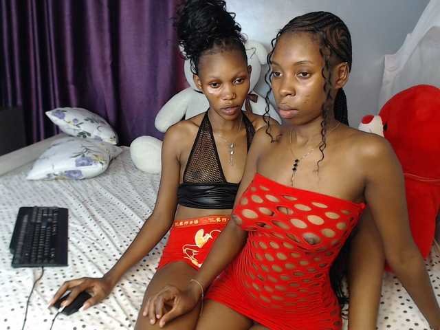 Cheryblush's BongaCams show and profile