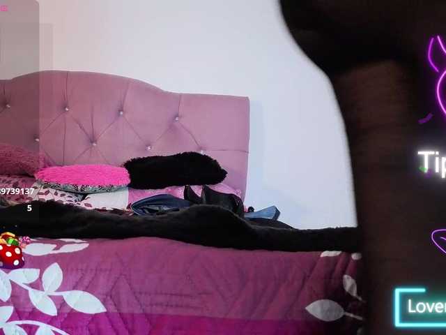 SEXY-NATASHA's BongaCams show and profile