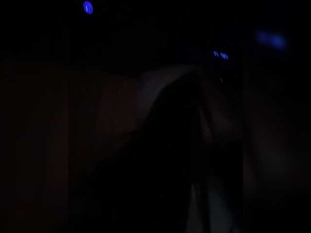 vladazmeya Live Cam and Statistics on UnifiedCams