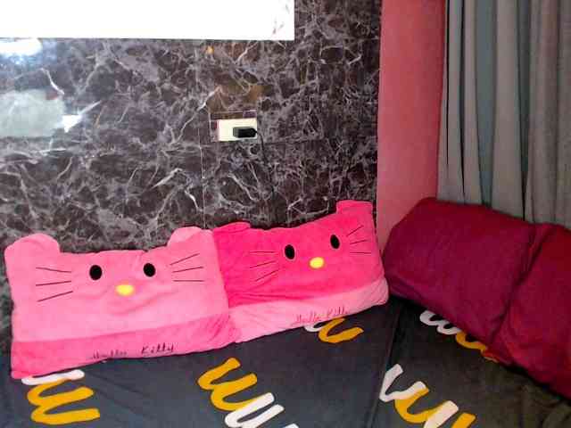 LadyMargarette webcam