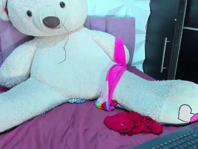 Kaori-Evans Live Cam and Statistics on UnifiedCams