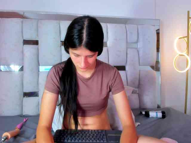 ZafiraNavarro webcam