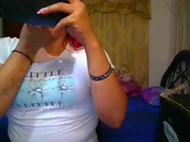 Aleja0112 Live Webcam on BongaCams