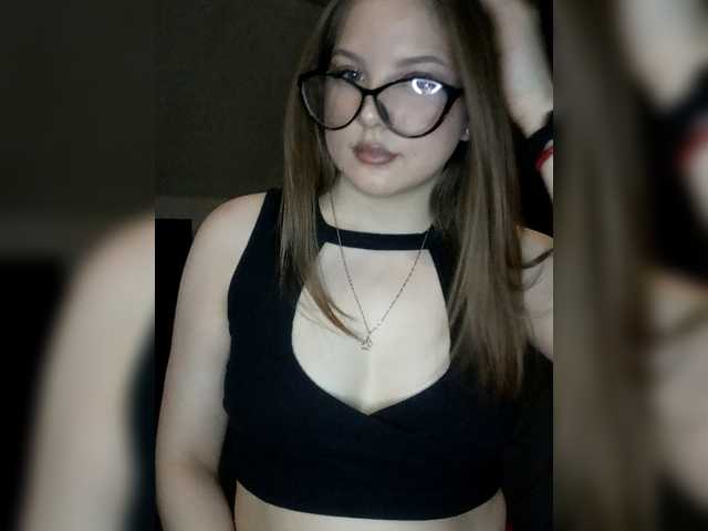 kissipissi's BongaCams show and profile