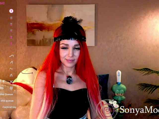 Sonya-Love webcam