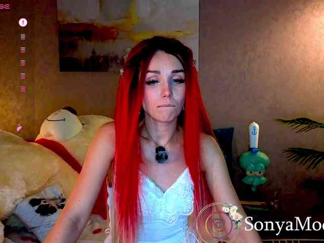 Sonya-Love webcam