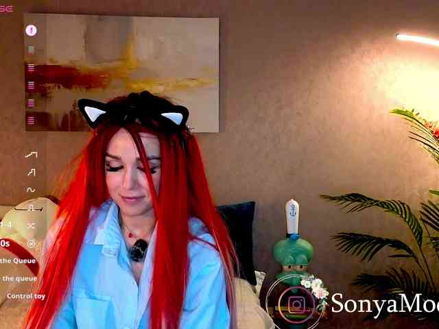 Sonya-Love webcam