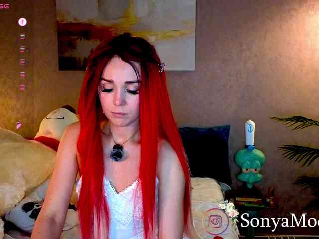 Sonya-Love webcam