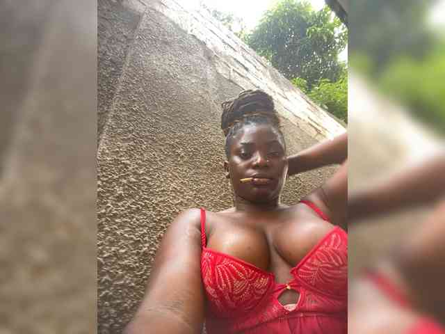 Sweetjuicyass-1 webcam