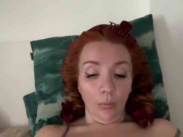 MarlaGinger webcam