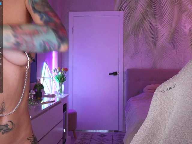 Break-me-Shake-me's BongaCams show and profile