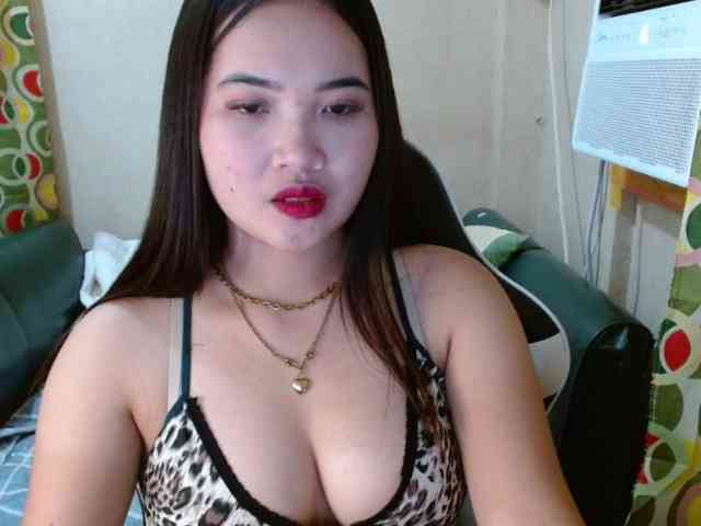 Lovingdesire19 webcam