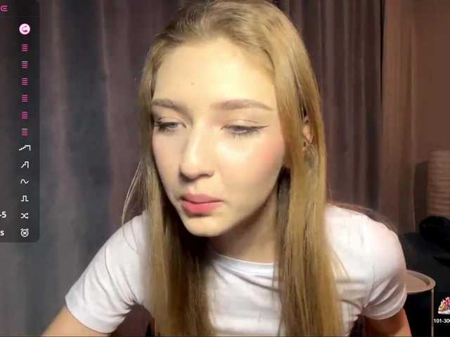 TyeshaDirksen's BongaCams show and profile