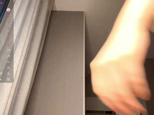 TyeshaDirksen's BongaCams show and profile