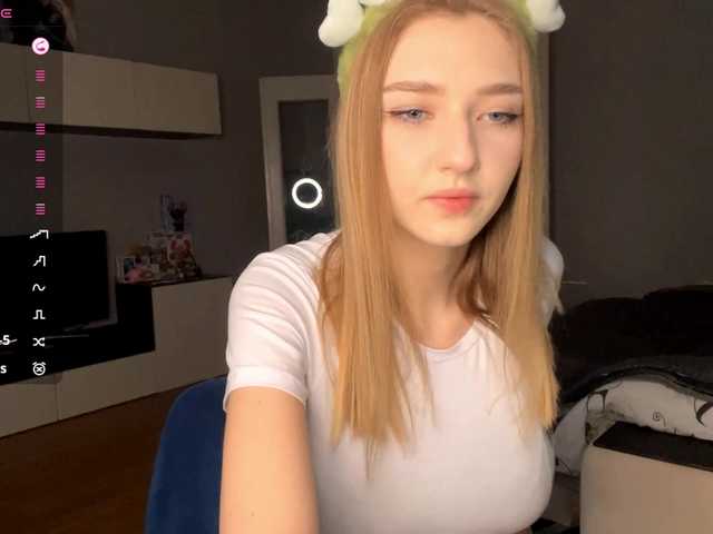 TyeshaDirksen's Thumb Image