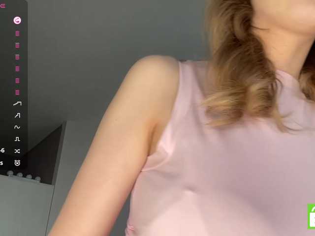 TyeshaDirksen's BongaCams show and profile