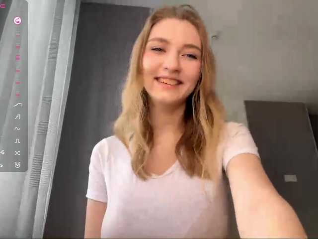 TyeshaDirksen's BongaCams show and profile