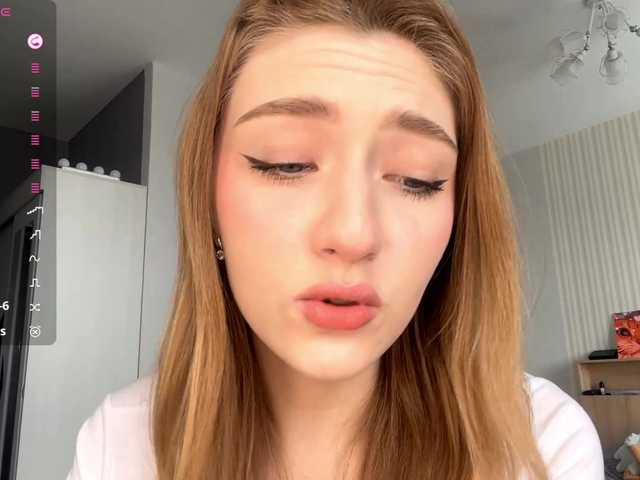 TyeshaDirksen's BongaCams show and profile